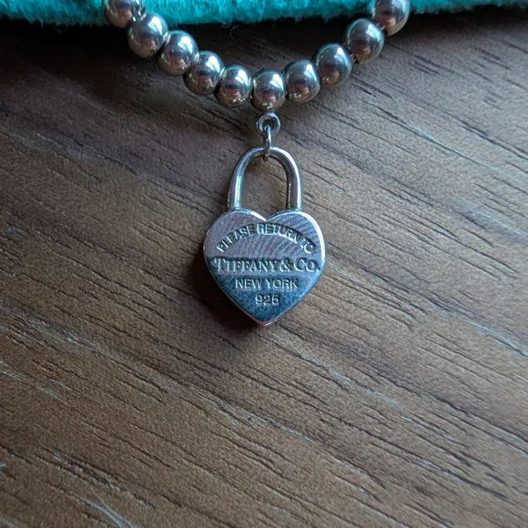 Authentic Tiffany & Co. Return To Tiffany Mini Padlock Charm On Beaded Bracelet - Picture 2 of 5